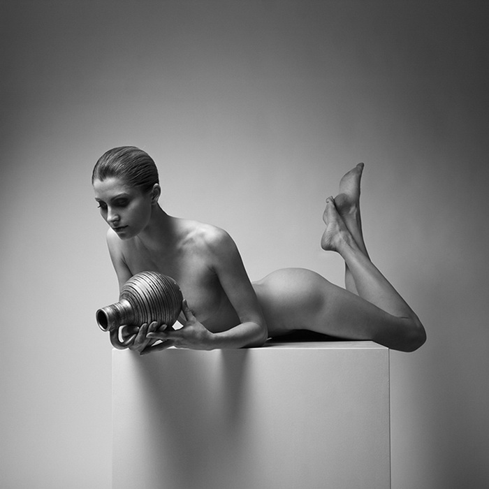 Проект фотографа Arkadiusz Branicki Зодиак: раздеть женщину сог