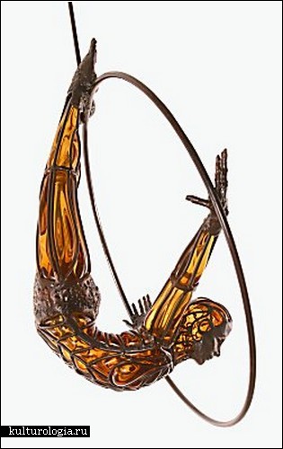 Тандем стекла и металла в скульптурах Дэвида Беннета