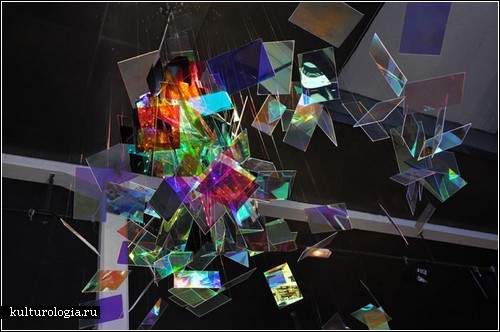 Инсталляция «Diffraction» от Этьена Рея