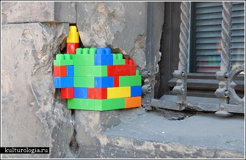 Стены города из кубиков Лего