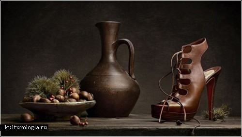 Реклама новой коллекции туфель Кристиана Лабутена в стиле натюрмортов 18 века. Фотограф Питер Липпманн