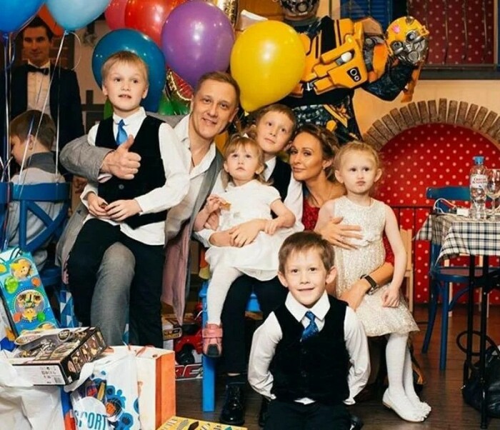 Сергей Горобченко с семьей.