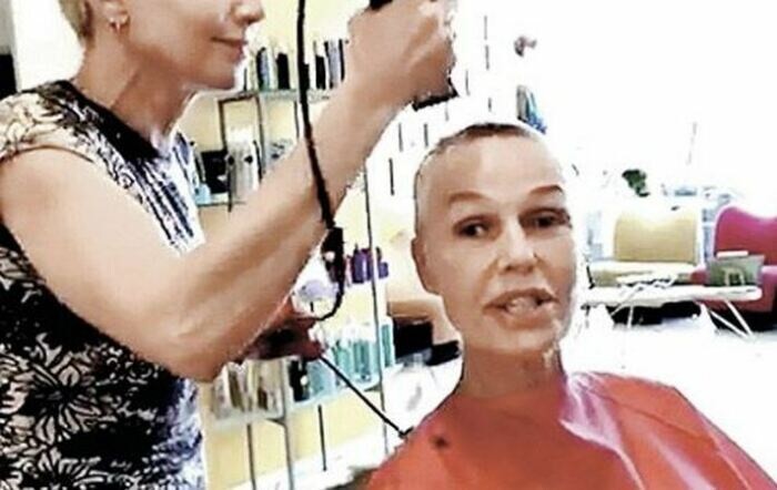 Наталья Андрейченко радикально сменила имидж. Наталья Андрейченко радикально сменила имидж.