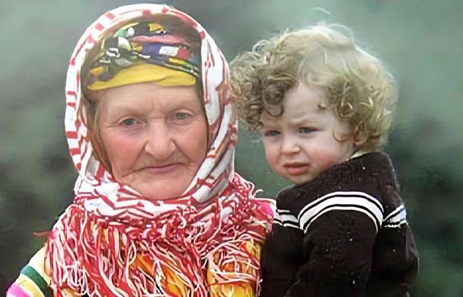 Как тысячи лет в Африке живет белокожий народ: Что с ними в наши дни?