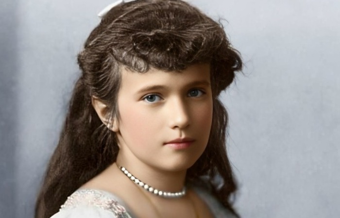 Загадка странных котиков в письмах княжны Анастасии: Необычная подпись младшей из Романовых