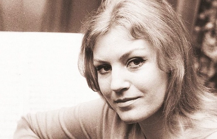 «Над ней стояли монашки и отпевали ее живую!»: Как  Анна Герман боролась за жизнь