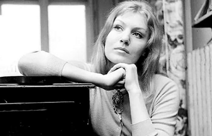 Ушла на 46 году жизни.