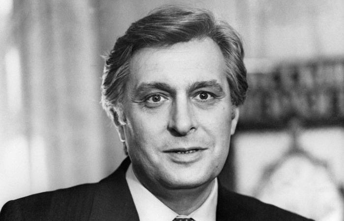 В представлениях не нуждается. В представлениях не нуждается.