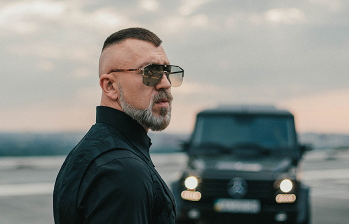 Знаком с Серёгой.