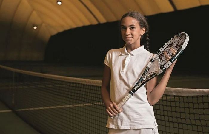 Мать: пускай сначала сделает карьеру.