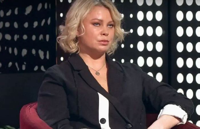 Выбраться из ямы помогли близкие, друзья и дети. Выбраться из ямы помогли близкие, друзья и дети.