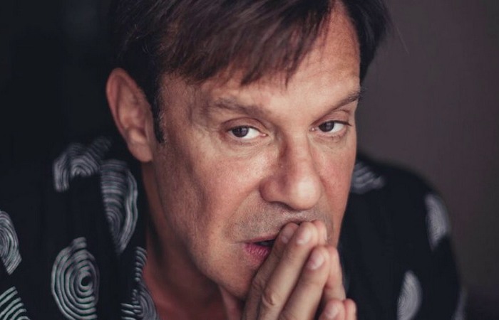 Говорили, что эмигрировал в Израиль. Говорили, что эмигрировал в Израиль.