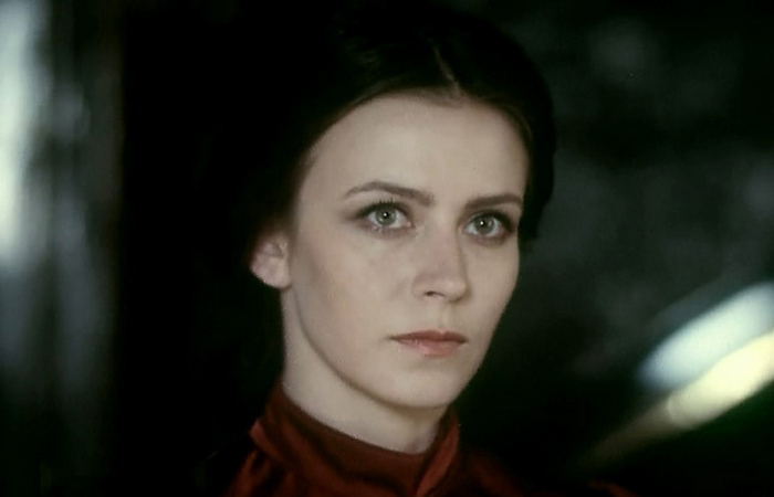 В какой-то момент вернулась в Ленинград. В какой-то момент вернулась в Ленинград.