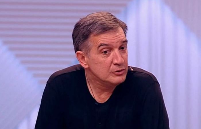 Трижды заводил отношения.