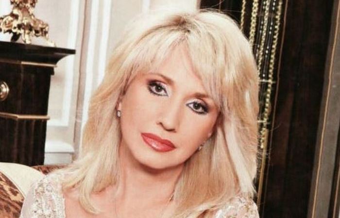 Вскоре любимая игрушка и вовсе ей надоела.