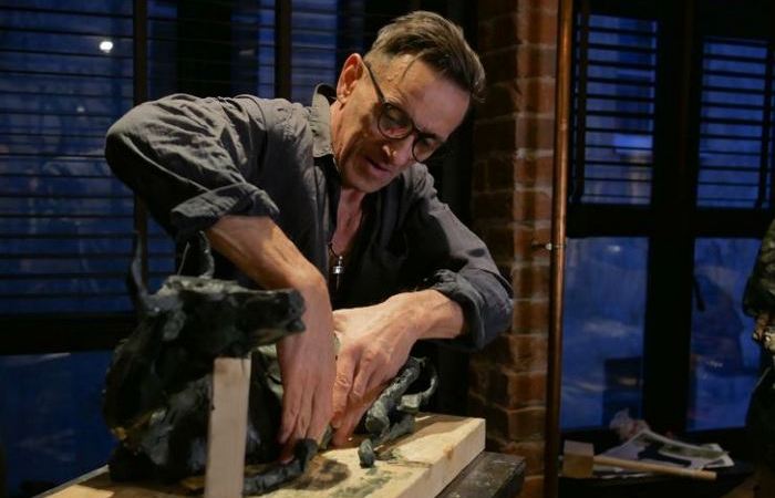 У Ивана открылась творческая жилка.