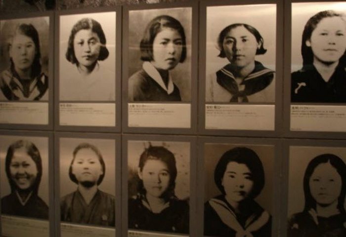 Фотографии японских женщин-медсестёр.