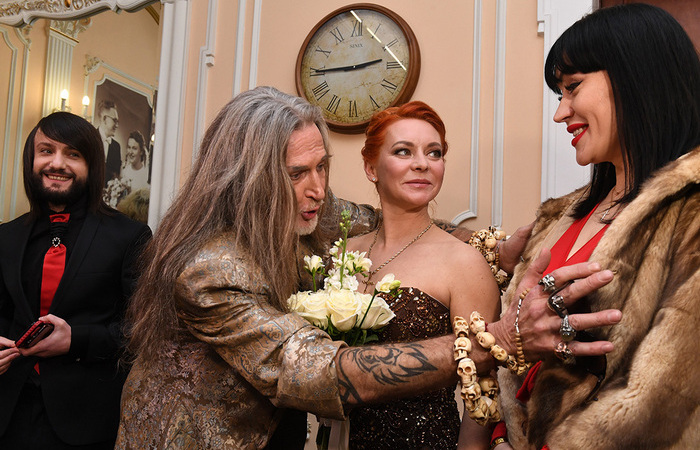 Джигурда постоянно чудит. Джигурда постоянно чудит.