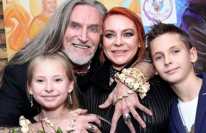 Эпатажное семейство.