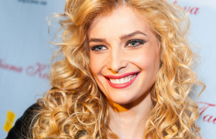 «Выжила меня из-за ревности»: Как заменила Брежневу, стала соперницей для Джанабаевой и как живет Татьяна Котова после «ВИА Гры»