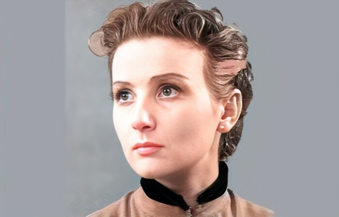 Завещала всё внебрачному внуку и умерла одинокой: Как в 92 года Раиса Максимова умудрялась играть на сцене театра