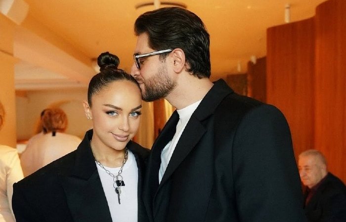 Счастье всё-таки пришло. Счастье всё-таки пришло.