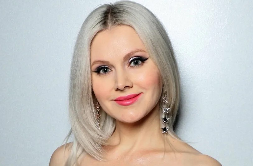 Старший страдает от биполярки, а младшие - настоящие ангелы: Как выглядят подросшие сыновья певицы Натали, и Как она живет, оставшись вдовой