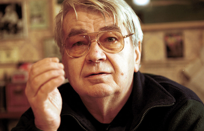 Добролюбов так же посылал сигналы.