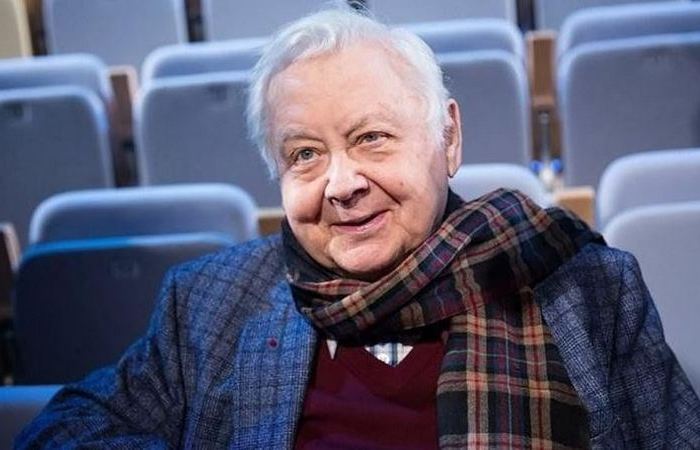 Юное дарование заметил Олег Табаков.