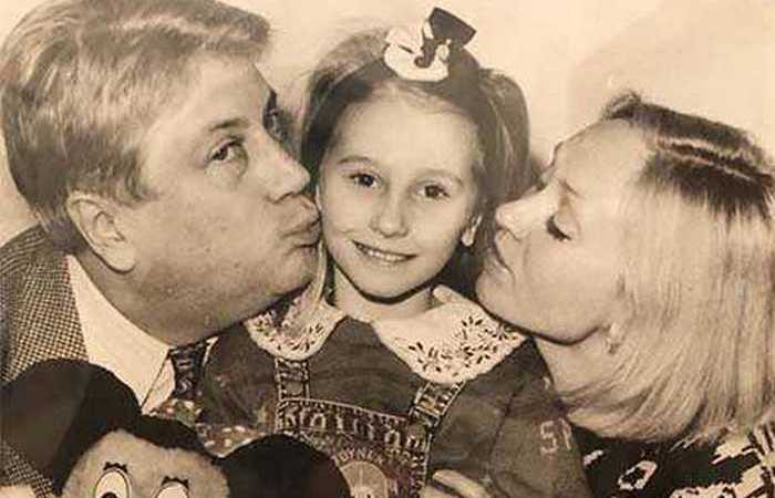 Детство было не безоблачным.