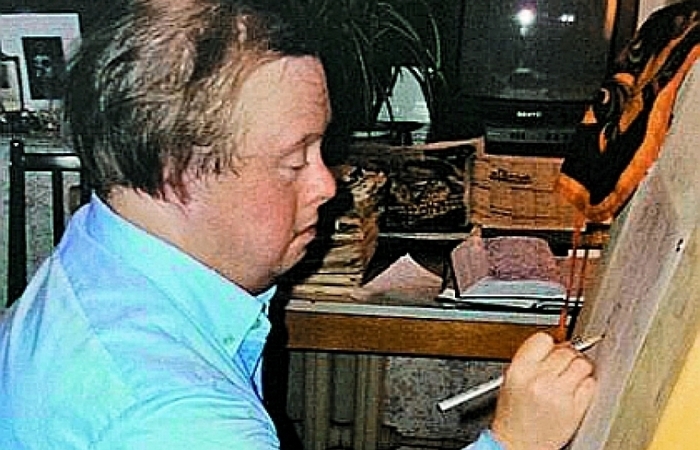 Читал стихи на память и рисовал. Читал стихи на память и рисовал.