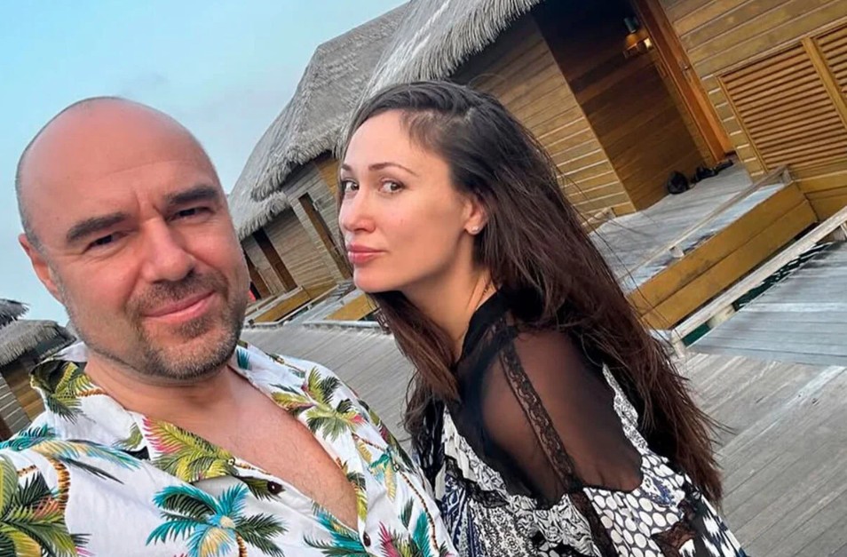 Товстик с женой.