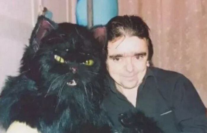 Вано ждала карьера артиста.