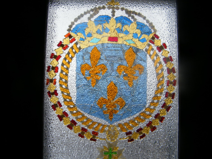 витражкоролевский герб Франции