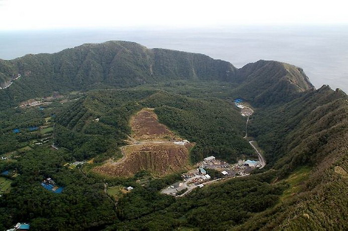 Аогашима - обитаемый остров-вулкан в Японии