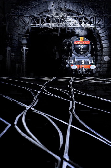 Потрясающие фотографии поездов от Робина и Талисина Кумбс