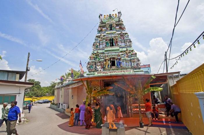 Стеклянный храм в Малайзии