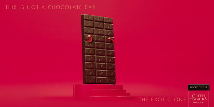 This is not a chocolate bar. Яркая реклама шоколада Green & Black's