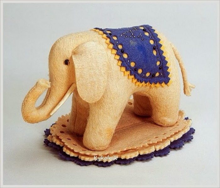 Первыми плюшевыми игрушками были мягкие слоны