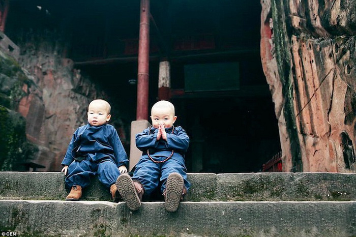 Маленькие монахи - малыши, которые покорили Интернет