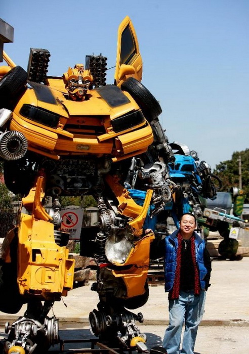 Трансформеры в китайском тематическом парке Mr. Iron Robot