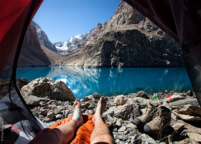 Утренние виды из палатки: вид на озеро Большое Алло (3150м)