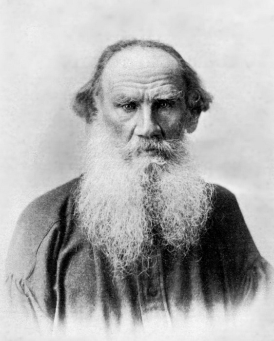 Лев Толстой - гениальный русский писатель