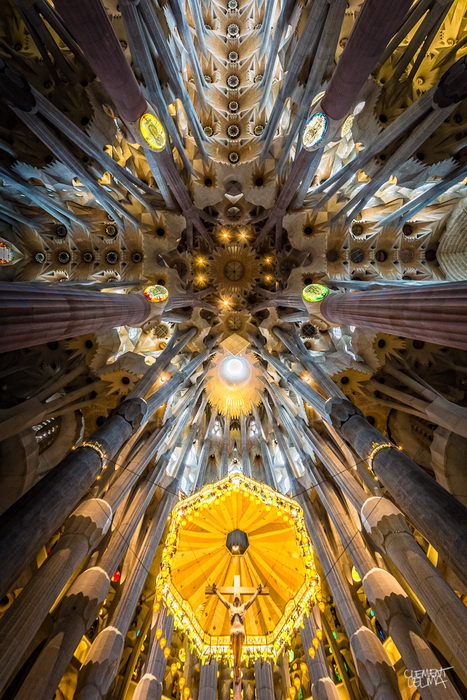 Фотографии Храма Святого Семейства от Clement Celma (Барселона)