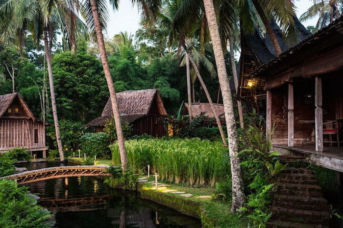 Роскошный отель Bambu Indah на острове Бали