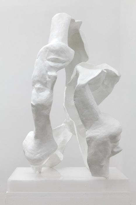 Белоснежные абстрактные скульптуры от Barbara Leoniak