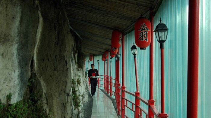 К ресторану Fangweng ведет подвесной мост