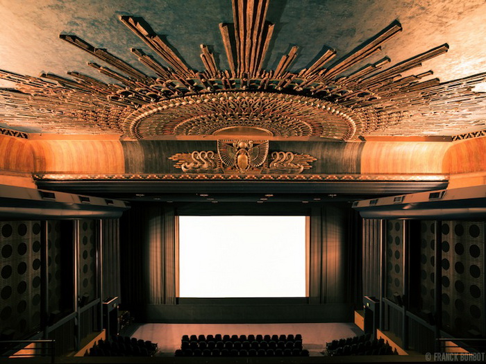 Калифорнийские кинотеатры на фотографиях Фрэнка Бобота (Franck Bohbot)