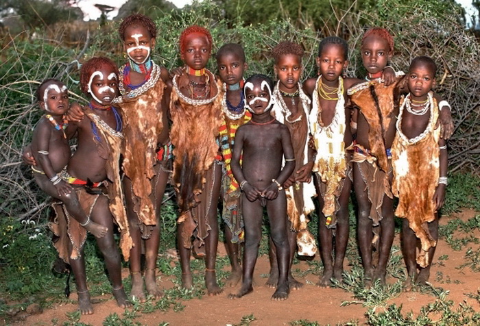 Подрастающее поколение племени хамер