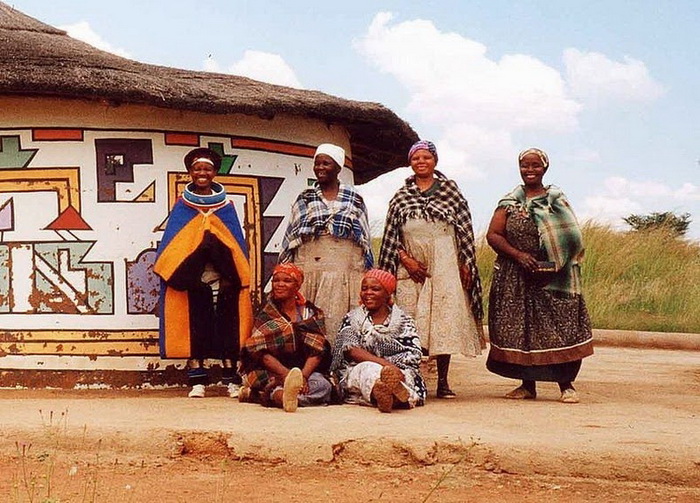 Жительницы деревни Loopspruit (Южная Африка)